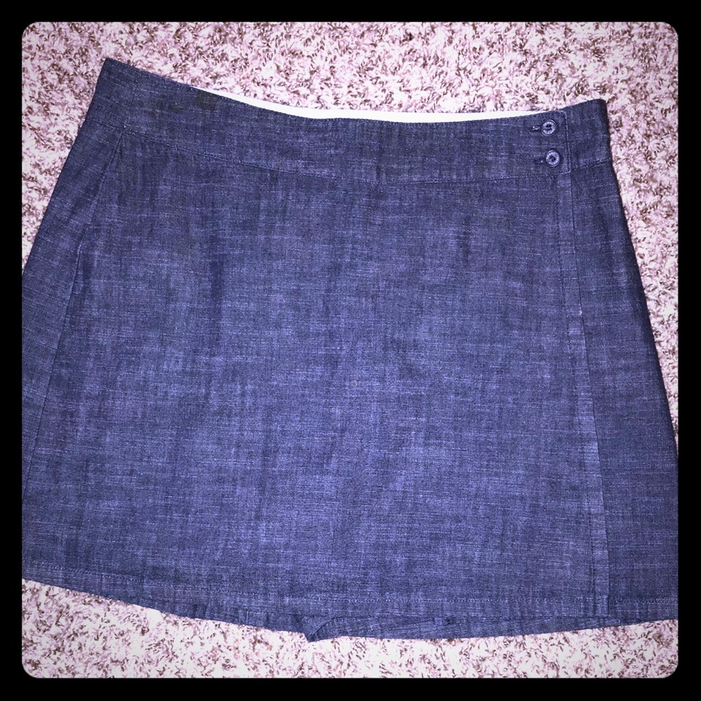 E-3 Skort